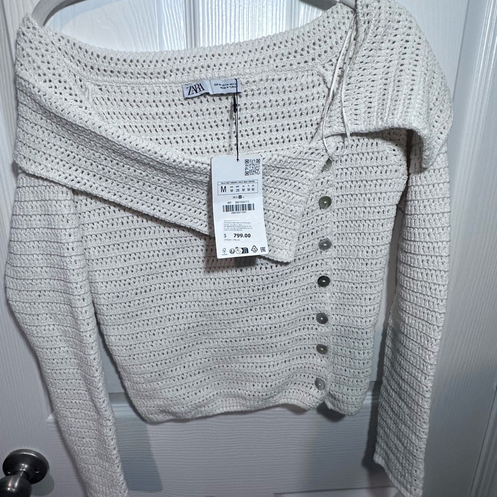 Zara White Off-the-Shoulder Sweater Knit